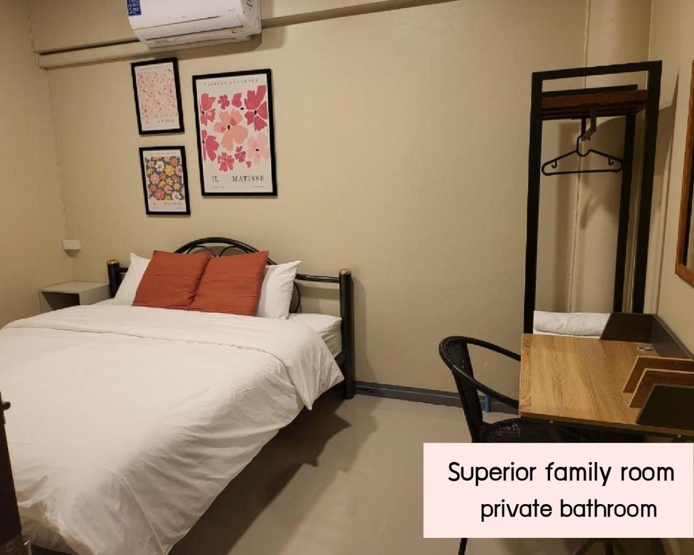 Achcha Hotel - Itsaraphap Mrt Station - Wat Arun Bangkok Buitenkant foto