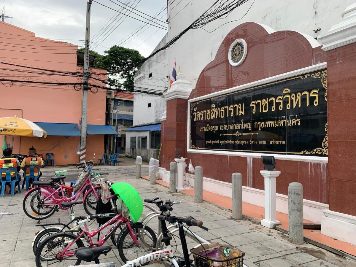 Achcha Hotel - Itsaraphap Mrt Station - Wat Arun Bangkok Buitenkant foto